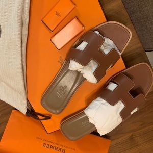 Hermès Oran Sandals